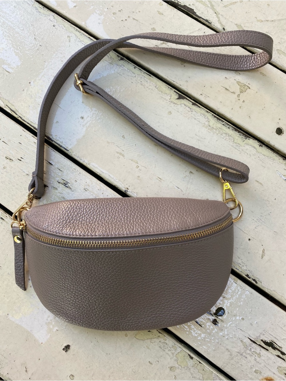 Elie Beaumont Mink Grey Pebbled Leather Sling Bag